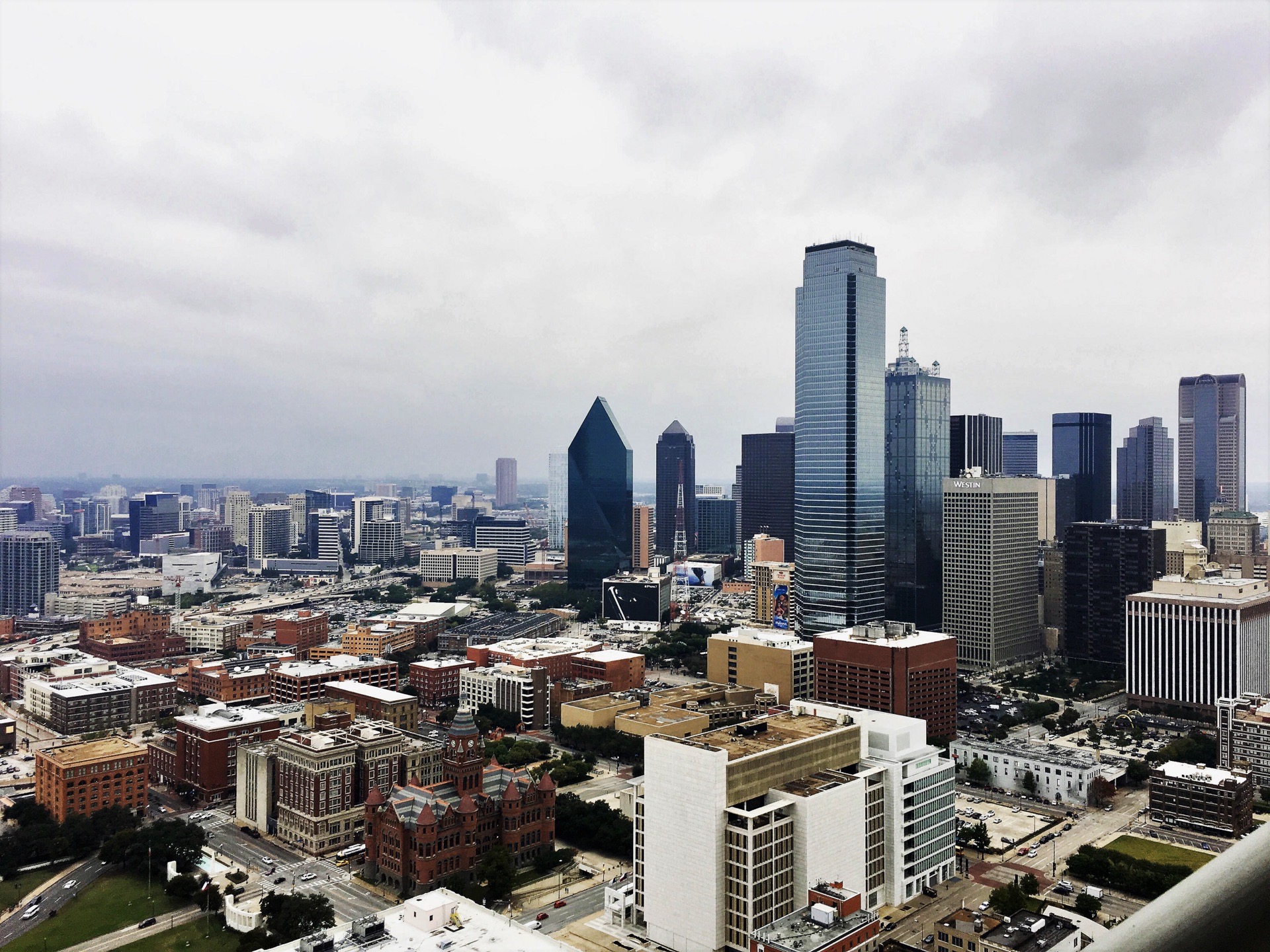 The downtown Dallas skyline
